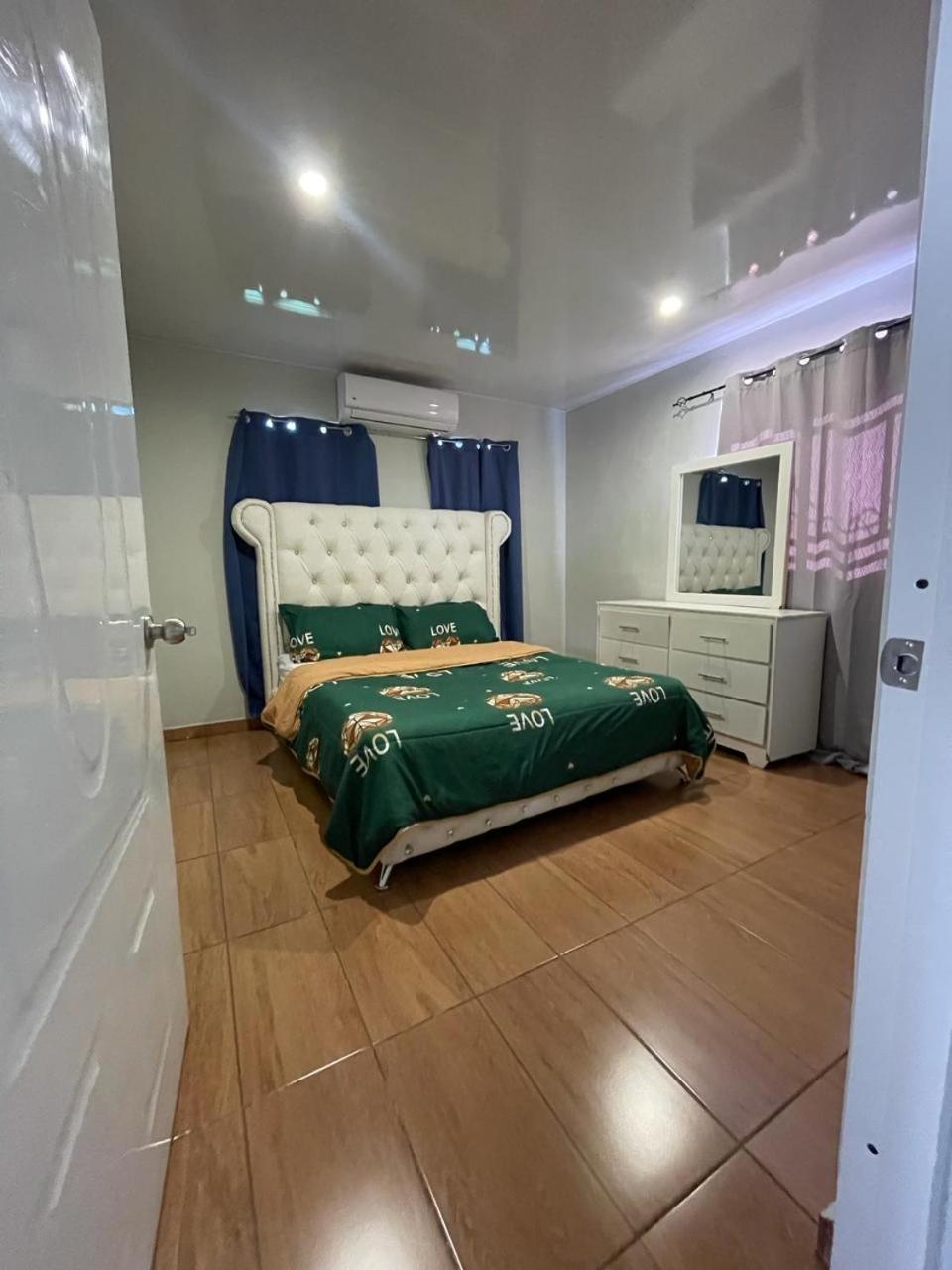 Residential Aleah 1 Pedernales Bagian luar foto